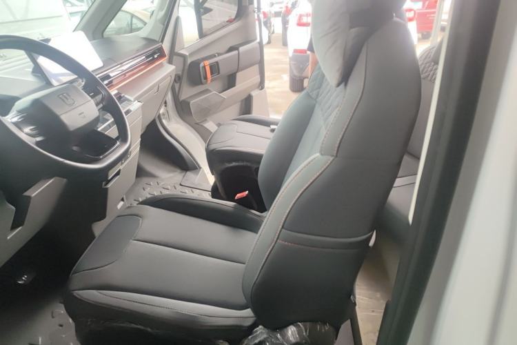 Used Farizon Super VAN 2025 Model, Zhifu Edition, Mid-axle Medium-roof, 83 kWh Left Front Seat