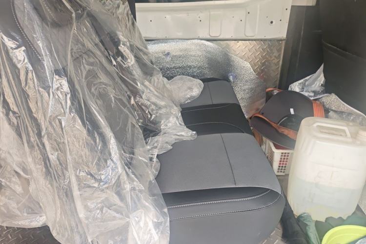 Used Farizon Super VAN 2025 Model, Zhifu Edition, Mid-axle Medium-roof, 83 kWh Left Rear Seat