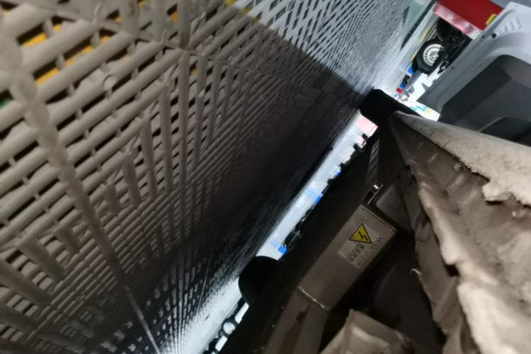 Used Farizon Super VAN 2025 Model, Zhifu Edition, Mid-axle Medium-roof, 68 kWh, CATL Left Side Sill