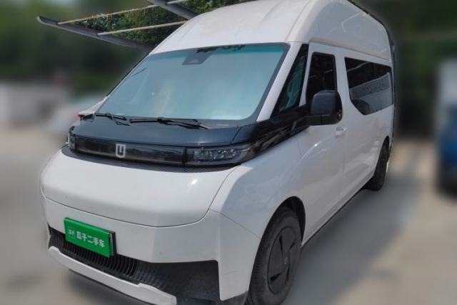 Used Farizon Super VAN 2025 Yucheng Action-Pak, Mid-Axle High-Roof 68kWh ZhiXin, 7-seater