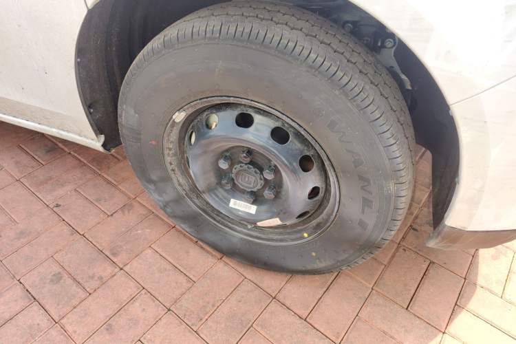 Used Farizon Super VAN 2025 Model Wealth Creation Version—Long Wheelbase High Roof 106kWh Right Front Wheel Hub