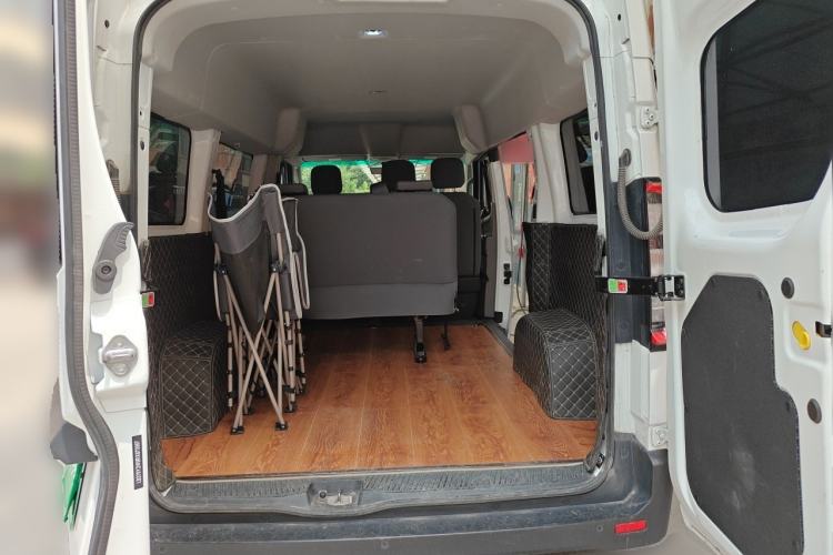 Used Farizon Super VAN 2025 Zhifu Edition, Action-Pak 51kWh Trunk
