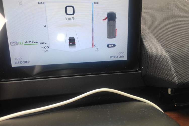 Used Farizon Super VAN 2026 Model, Yu Cheng Edition, Medium Wheelbase, High Roof, 83 kWh Odometer Close Up