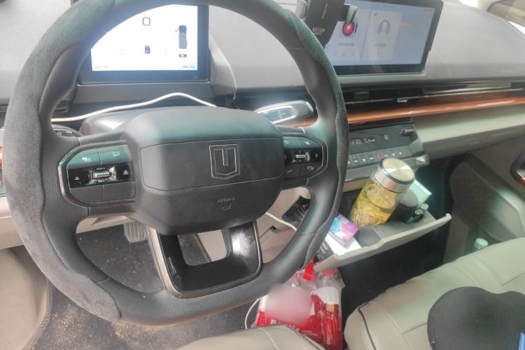 Used Farizon Super VAN 2026 Model, Yu Cheng Edition, Medium Wheelbase, High Roof, 83 kWh Steering Wheel
