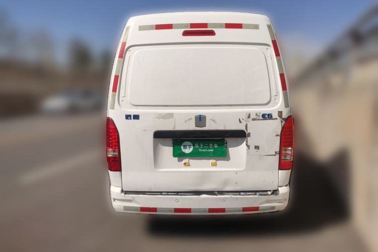Used Farizon Xingxiang E6 2020 Van with High Roof 1365kg Payload Capacity Equipped with CATL's High-Energy Battery Rear