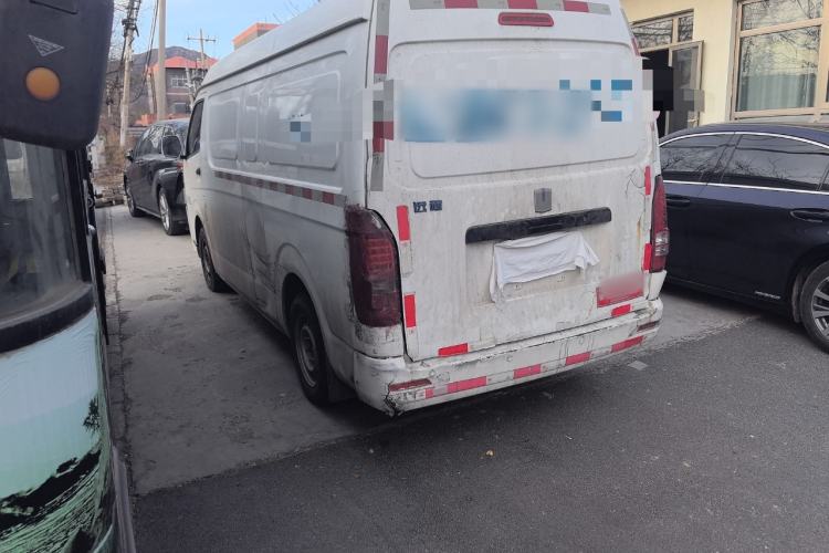 Used Farizon Xingxiang E6 2020 Van with High Roof 1365kg Payload Capacity Equipped with CATL's High-Energy Battery Rear Left 45 Deg