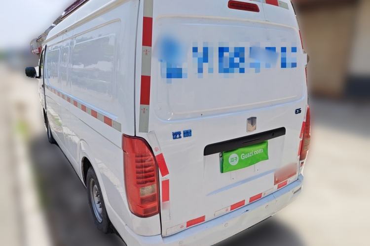 Used Farizon Xingxiang E6 2020 Van with High Roof 1365kg Payload Capacity Equipped with CATL's High-Energy Battery Rear Left 45 Deg