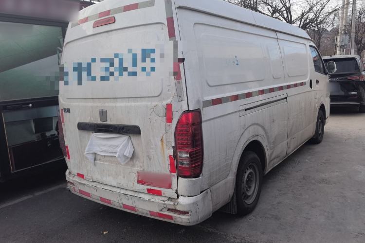 Used Farizon Xingxiang E6 2020 Van with High Roof 1365kg Payload Capacity Equipped with CATL's High-Energy Battery Rear Right 45 Deg
