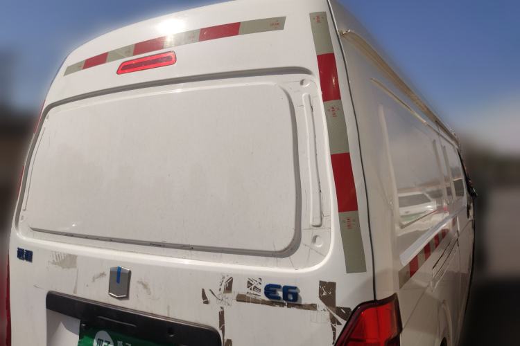 Used Farizon Xingxiang E6 2020 Van with High Roof 1365kg Payload Capacity Equipped with CATL's High-Energy Battery Rear Right 45 Deg
