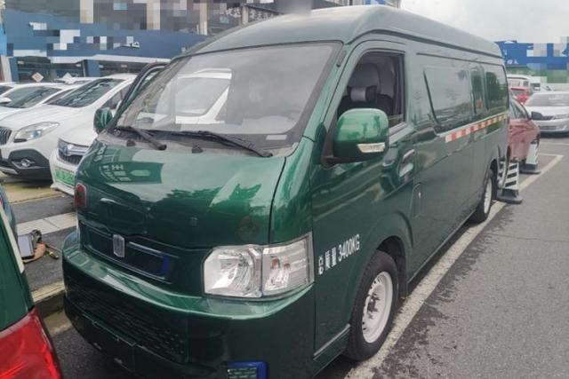 Used Farizon Xingxiang E6 2022 Van with High Roof Equipped with CATL 50.23 kWh Battery