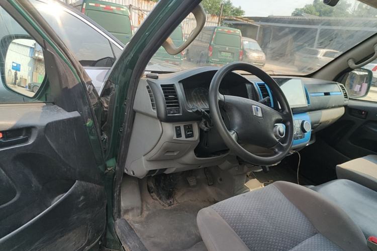 Used Farizon Xingxiang E6 2022 Van with High Roof Equipped with CATL 50.23 kWh Battery Driver Seat