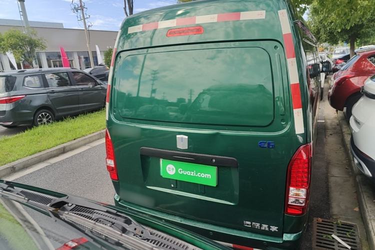 Used Farizon Xingxiang E6 2022 Van with High Roof Equipped with CATL 50.23 kWh Battery Rear