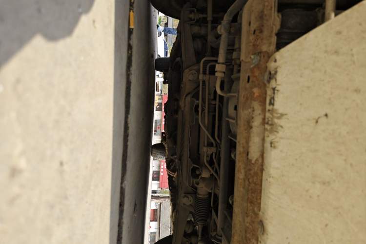 Used Farizon Xingxiang E6 2022 Van with High Roof Equipped with CATL 50.23 kWh Battery Chassis Front