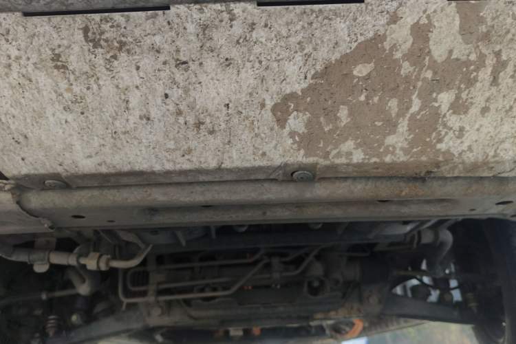 Used Farizon Xingxiang E6 2022 Van with High Roof Equipped with CATL 50.23 kWh Battery Chassis Front