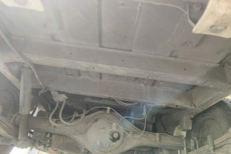 Used Farizon Xingxiang E6 2022 Van with High Roof Equipped with CATL 50.23 kWh Battery Chassis Rear