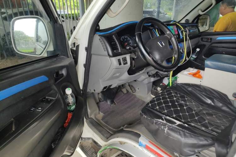 Used Farizon Xingxiang E6 2022 Van-Type Transport Vehicle Low Roof CATL 50.23 kWh Driver Seat