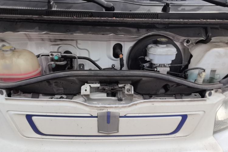 Used Farizon Xingxiang E6 2022 Van-Type Transport Vehicle Low Roof CATL 50.23 kWh Engine Bay