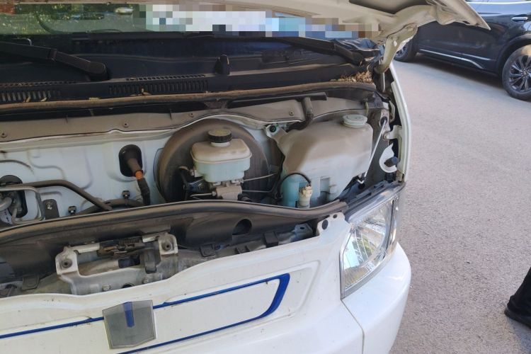 Used Farizon Xingxiang E6 2022 Van-Type Transport Vehicle Low Roof CATL 50.23 kWh Engine Bay Left