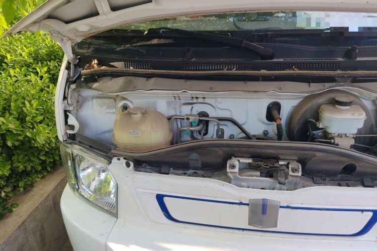 Used Farizon Xingxiang E6 2022 Van-Type Transport Vehicle Low Roof CATL 50.23 kWh Engine Bay Right