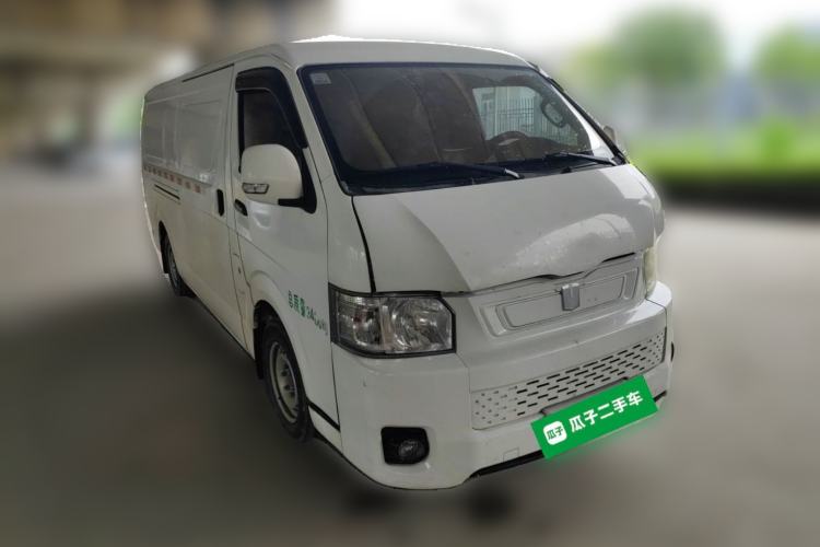 Used Farizon Xingxiang E6 2022 Van-Type Transport Vehicle Low Roof CATL 50.23 kWh Front Right 45 Deg