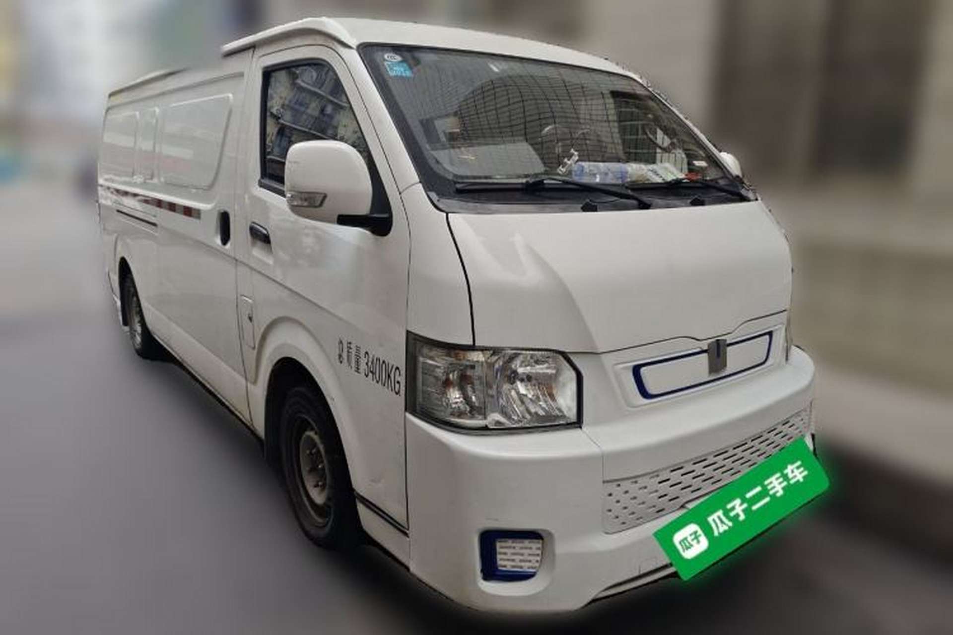 Used Farizon Xingxiang E6 2022 Van-Type Transport Vehicle Low Roof CATL 50.23 kWh Front Right 45 Deg