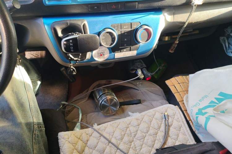 Used Farizon Xingxiang E6 2022 Van-Type Transport Vehicle Low Roof CATL 50.23 kWh Gear Lever
