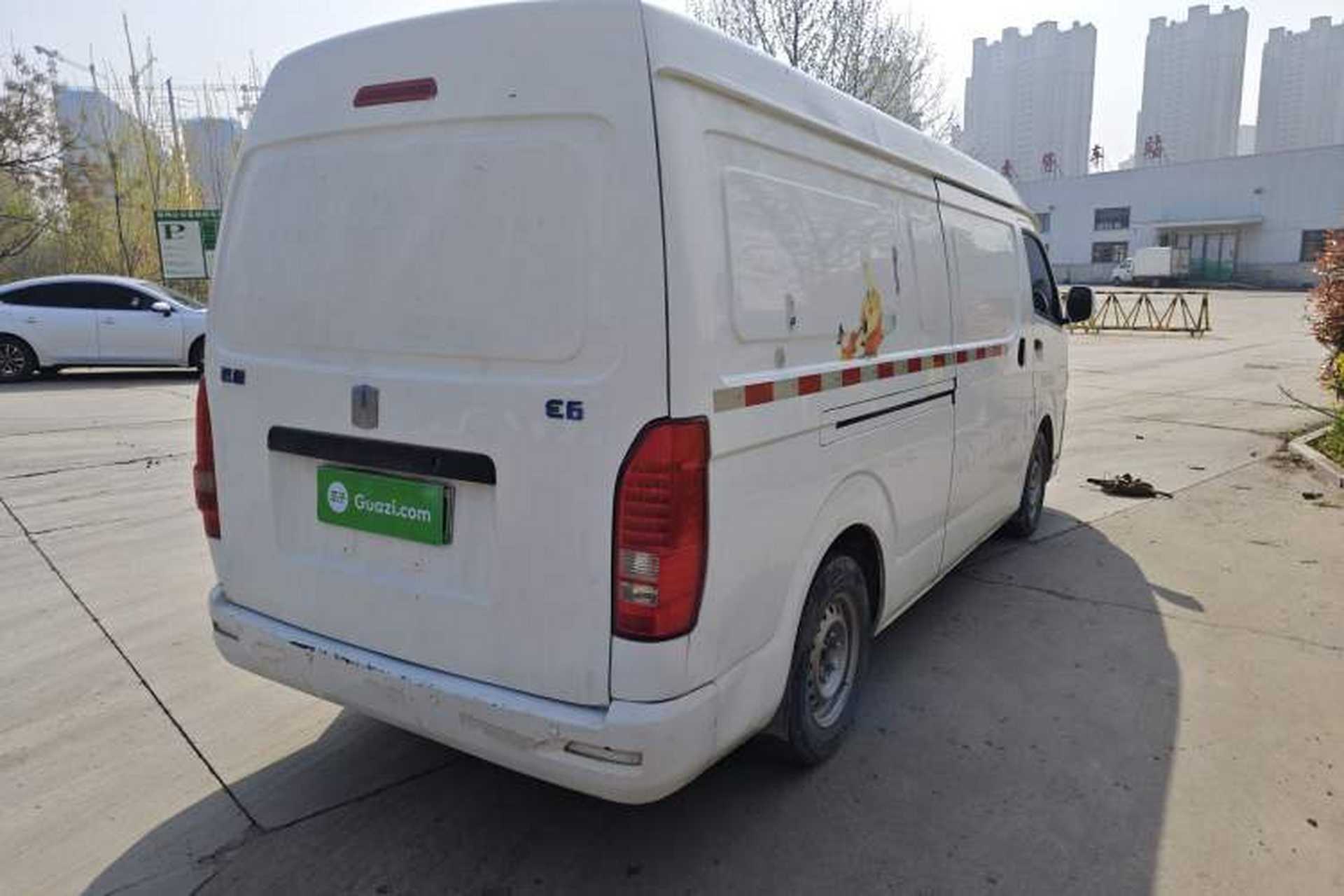 Used Farizon Xingxiang E6 2022 Van with High Roof Equipped with CATL 50.23 kWh Battery Rear Right 45 Deg
