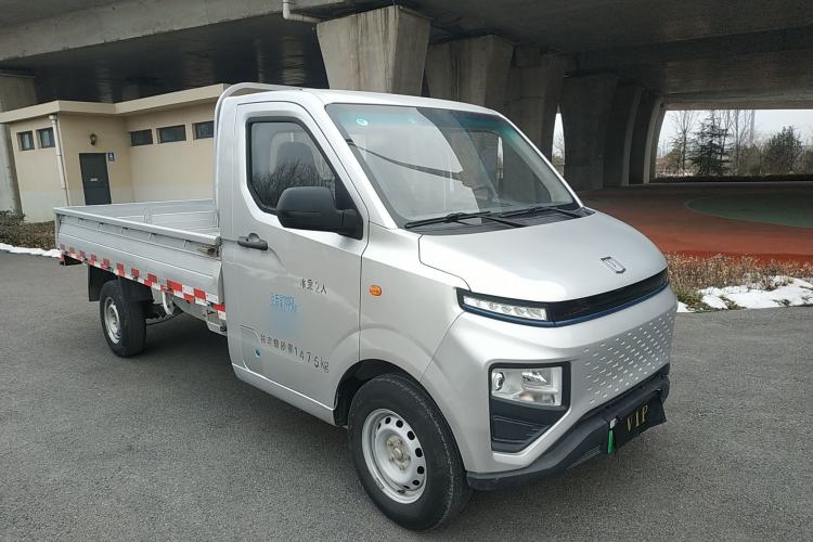 Used Farizon Xingxiang F1E 2023 Flatbed Truck EVE 41.86 kWh Exterior 2