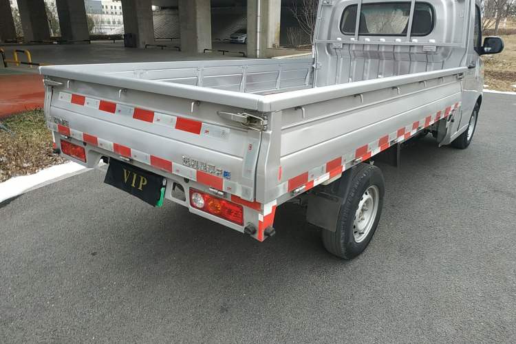 Used Farizon Xingxiang F1E 2023 Flatbed Truck EVE 41.86 kWh Exterior 6