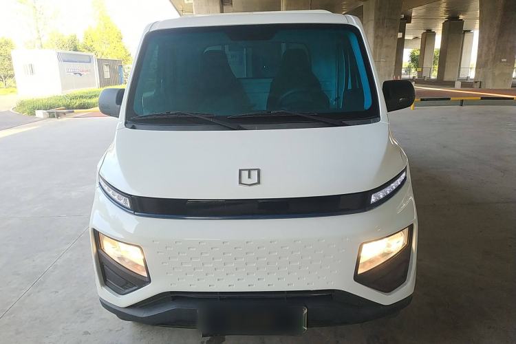 Used Farizon Xingxiang F1E 2023 Evesight Cargo Van with 41.86 kWh Front