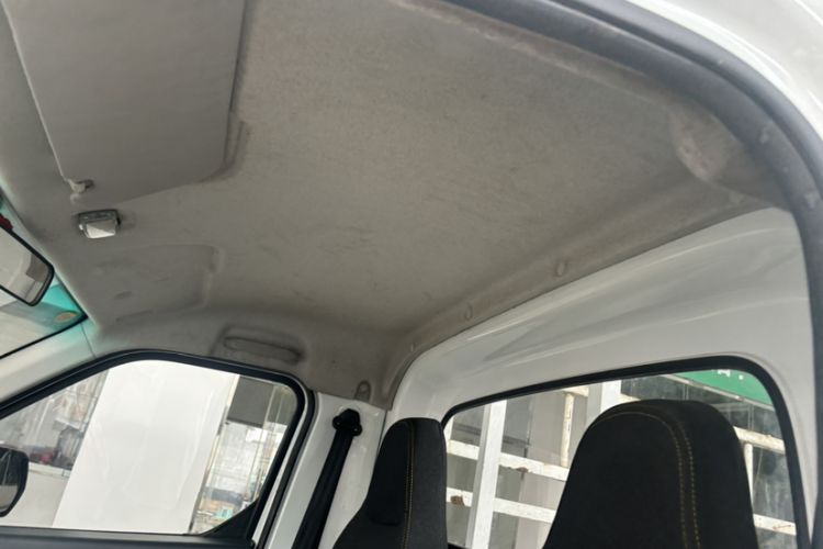 Used Farizon Xingxiang F1E 2023 Evesight Cargo Van with 41.86 kWh Interior 7