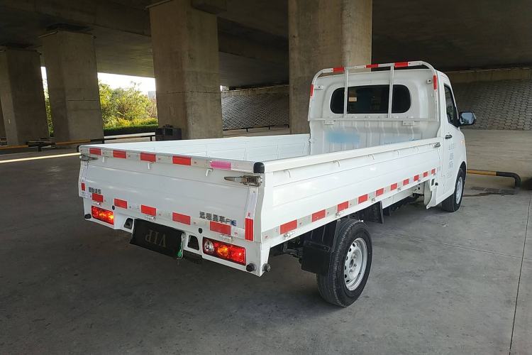 Used Farizon Xingxiang F1E 2023 Evesight Cargo Van with 41.86 kWh Rear Right 45 Deg