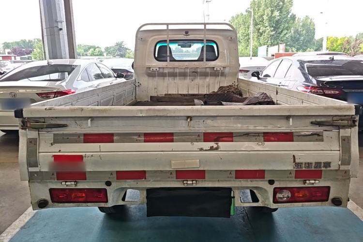 Used Farizon Xingxiang F1E 2023 Flatbed Truck Remote Smart Chip 46.08 kWh Rear