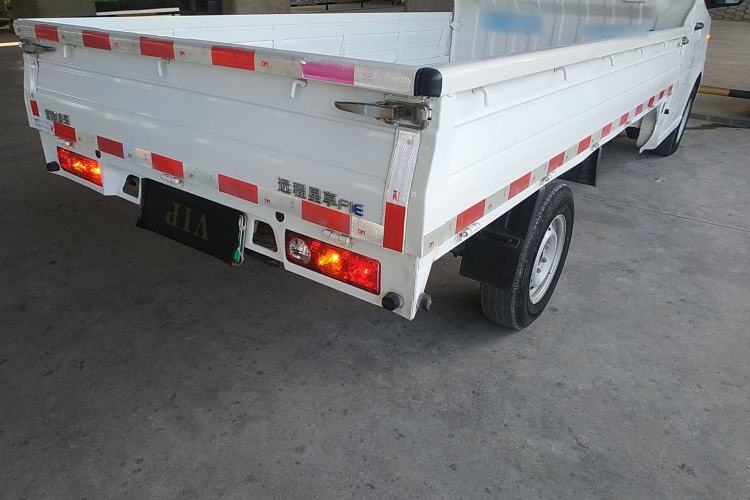 Used Farizon Xingxiang F1E 2023 Evesight Cargo Van with 41.86 kWh Right Rear Taillight