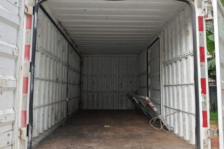 Used Farizon Xingxiang F1E 2023 Van EVE 41.86 kWh Trunk