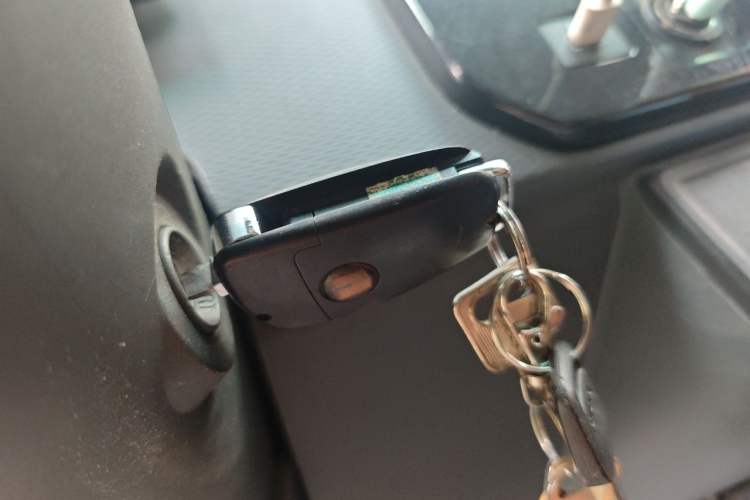Used Farizon Xingxiang F1E 2023 Van EVE 41.86 kWh Vehicle Key