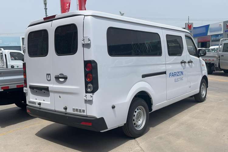 Used Farizon Xingxiang V 2023 V6E PLUS Guoxuan High-Tech 41.93 kWh Value Edition Exterior 3