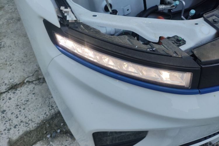 Used Farizon Xingxiang V 2024 Star Enjoy V6E Feature Edition Xuanwu 41.055 kWh Right Front Headlight
