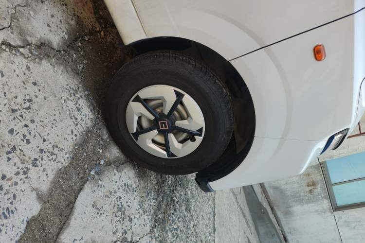 Used Farizon Xingxiang V 2024 Star Enjoy V6E Feature Edition Xuanwu 41.055 kWh Right Front Wheel Hub