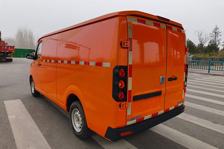 Used Farizon Xingxiang V 2022 Star Enjoy V6E Deluxe Edition Long Wheelbase Guoxuan 38.7 kWh Rear Left 45 Deg