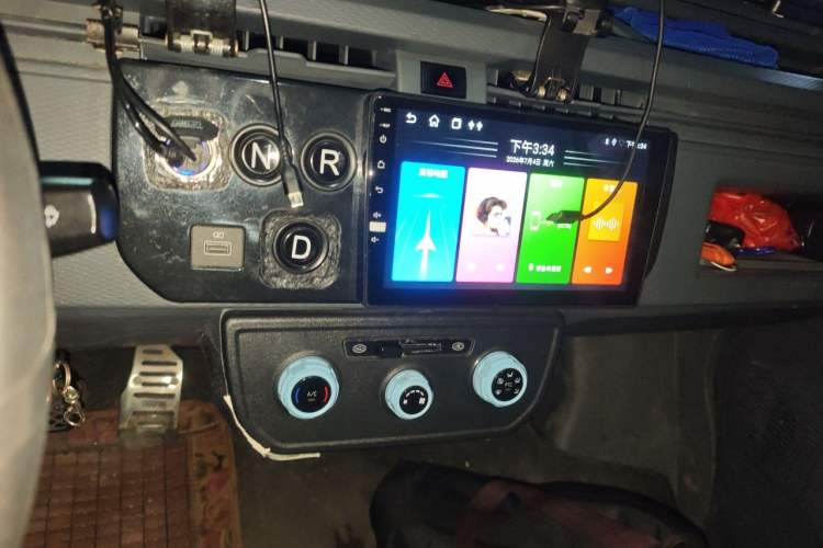 Used Farizon Xingxiang V 2022 Star Enjoy V6E Long Wheelbase Ningde 41.86 kWh Audio And AC Panel