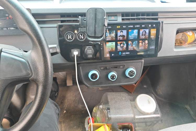Used Farizon Xingxiang V 2022 Star Enjoy V5E Short Wheelbase Guoxuan 38.7 kWh Audio And AC Panel