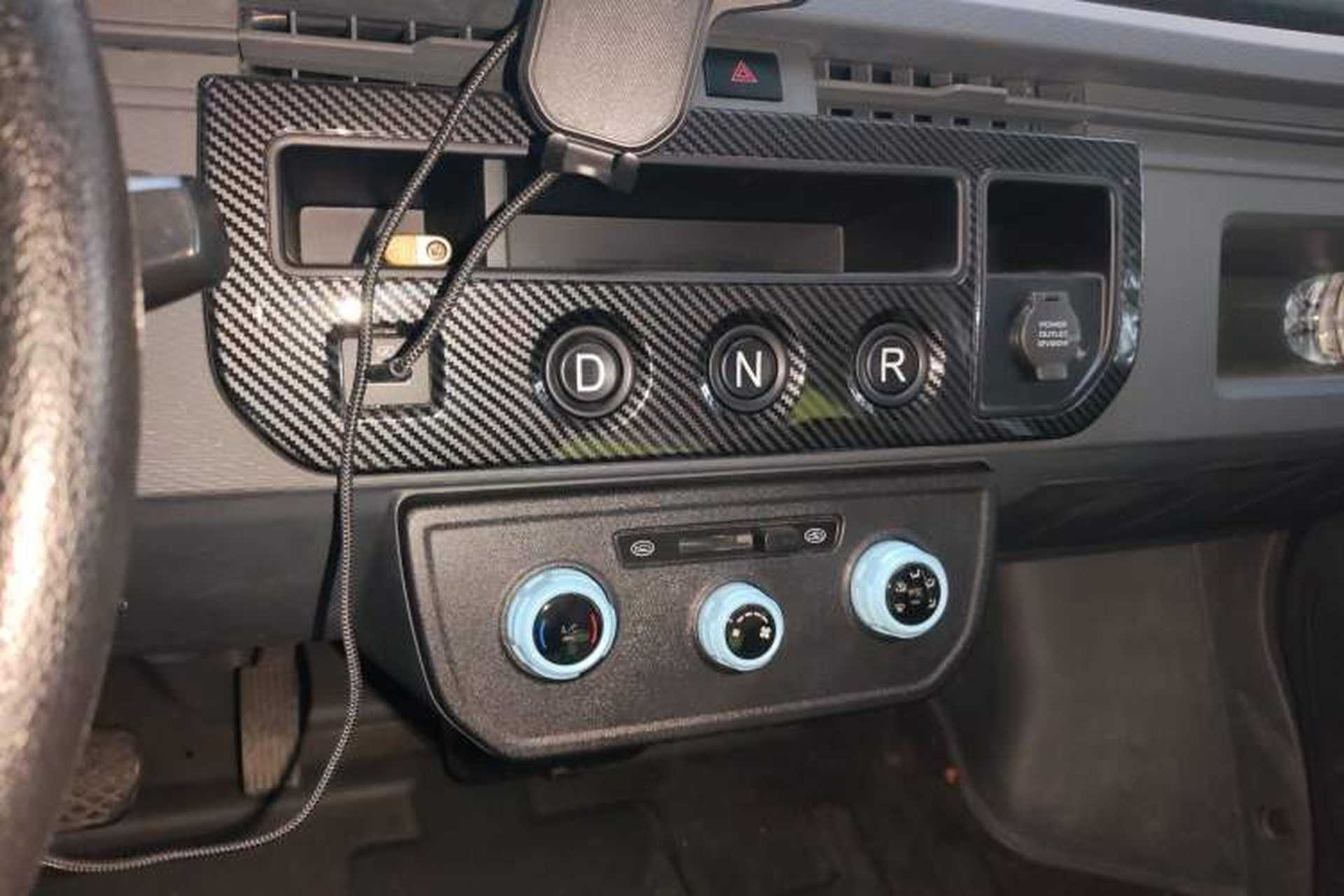 Used Farizon Xingxiang V 2022 Star Enjoy V6E Long Wheelbase Ningde 41.86 kWh Audio And AC Panel