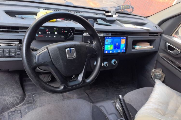 Used Farizon Xingxiang V 2022 Star Enjoy V6E Value Edition Long Wheelbase CAS 38.64 kWh Center Console