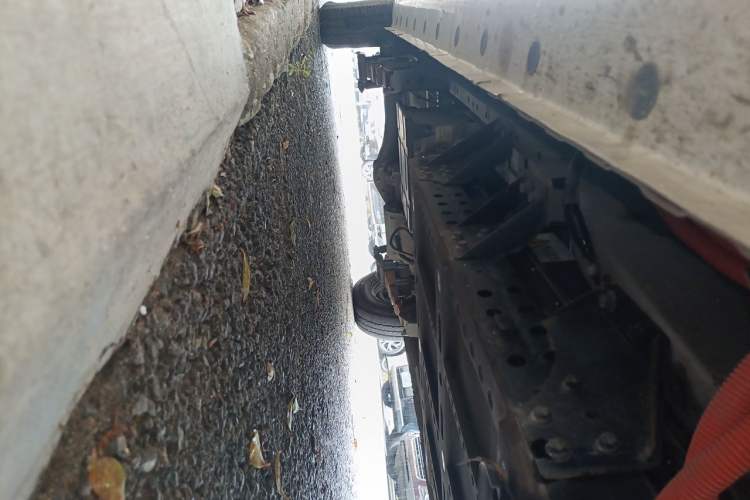 Used Farizon Xingxiang V  Chassis Front Right