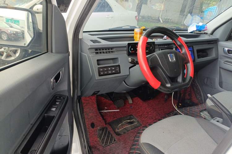 Used Farizon Xingxiang V  Driver Seat