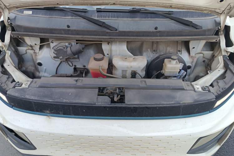 Used Farizon Xingxiang V 2022 Star Enjoy V5E Short Wheelbase CAS 38.64 kWh Engine Bay