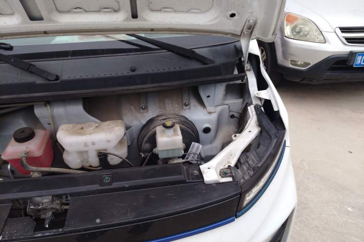 Used Farizon Xingxiang V 2022 Xingxiang V6E Long Wheelbase Guoxuan 41.93 kWh Engine Bay Left