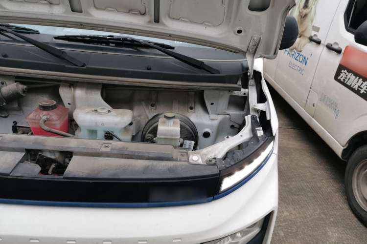 Used Farizon Xingxiang V 2022 Star Enjoy V6E Long Wheelbase Ningde 41.86 kWh Engine Bay Left