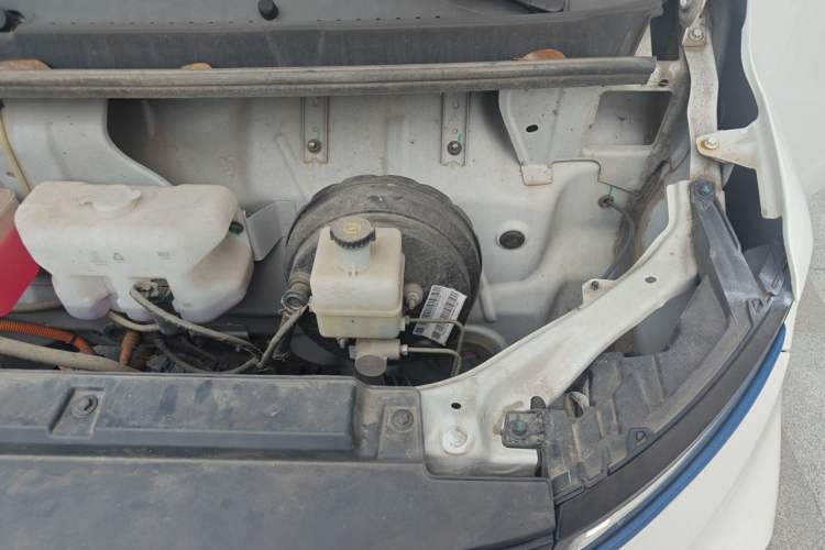 Used Farizon Xingxiang V 2022 Xingxiang V6E Long Wheelbase Guoxuan 41.93 kWh Engine Bay Left